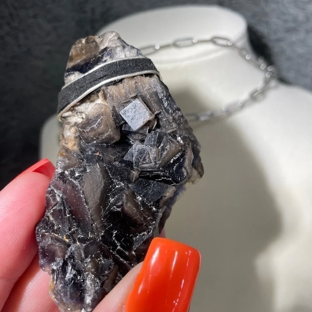 Raw black fluorite cube crystal necklace 3”x1” XL BILS- boho style - Picture 5 of 5